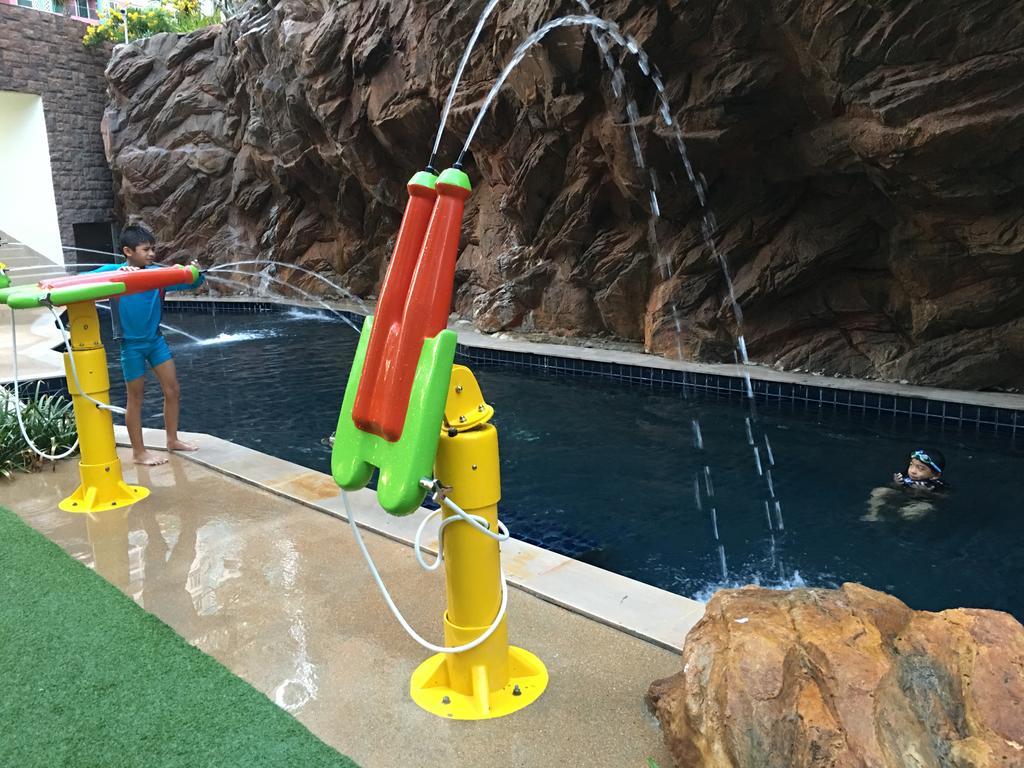 Grand Caribbean Resort Jomtian Pattaya Eksteriør bilde