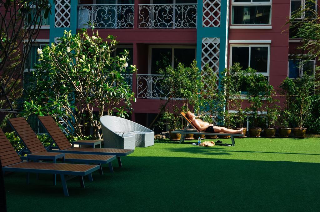 Grand Caribbean Resort Jomtian Pattaya Eksteriør bilde