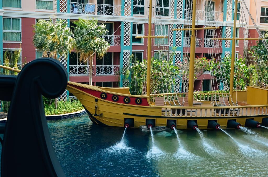 Grand Caribbean Resort Jomtian Pattaya Eksteriør bilde