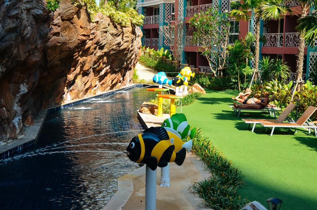 Grand Caribbean Resort Jomtian Pattaya Eksteriør bilde
