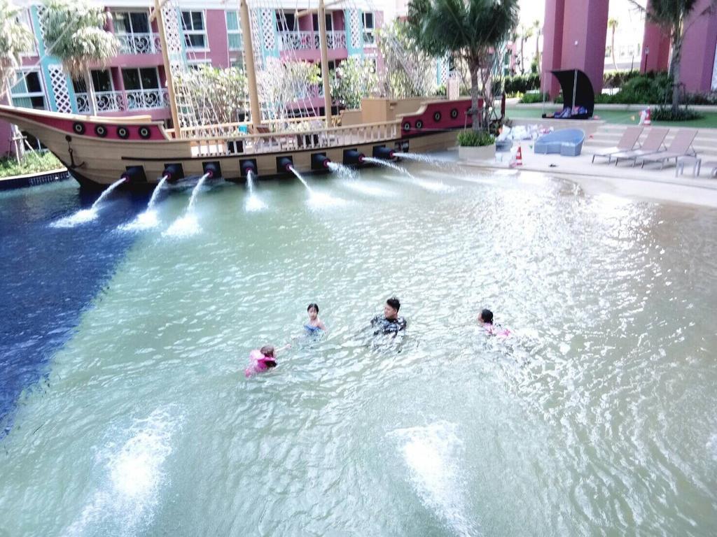 Grand Caribbean Resort Jomtian Pattaya Eksteriør bilde