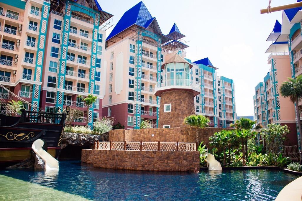 Grand Caribbean Resort Jomtian Pattaya Eksteriør bilde